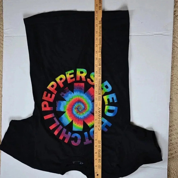 Red Hot Chili Peppers Band Tee - Picture 6 of 6